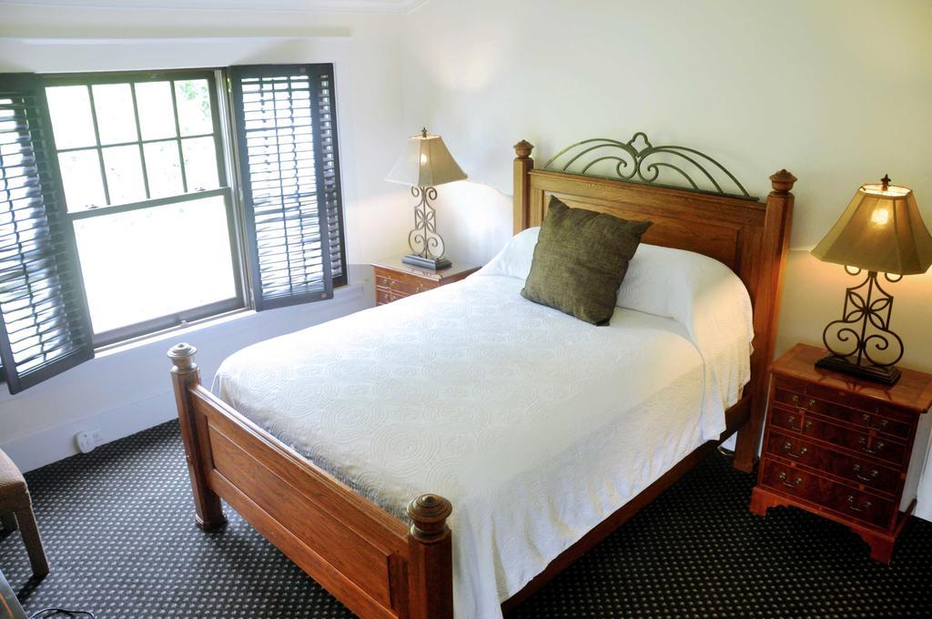 Hotel Om Sanctuary Holistic Retreat Asheville Exterior foto