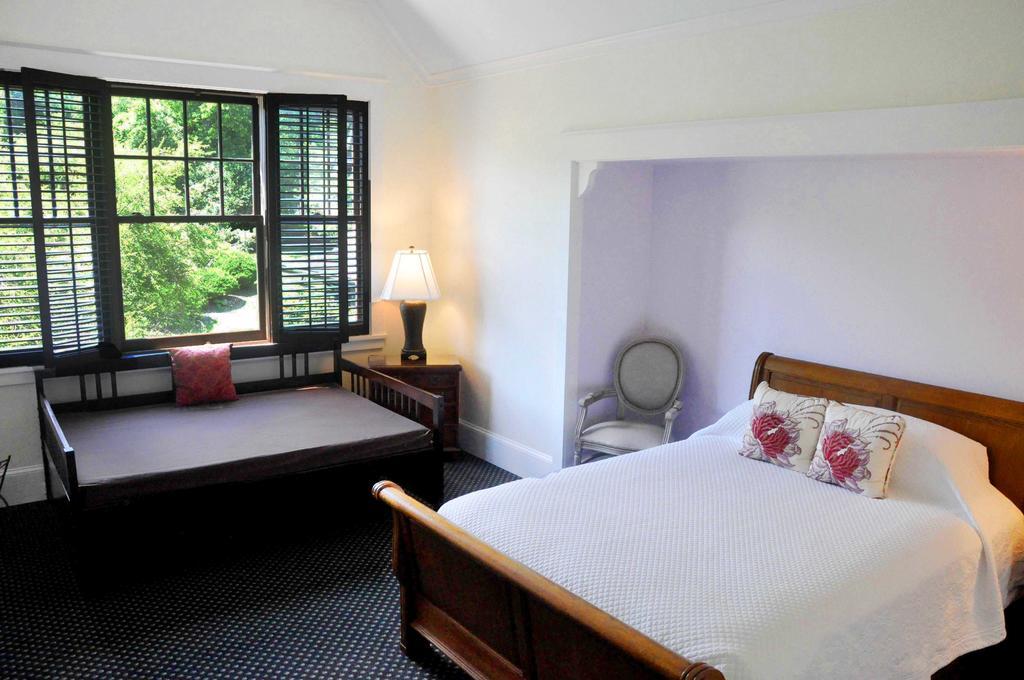 Hotel Om Sanctuary Holistic Retreat Asheville Exterior foto