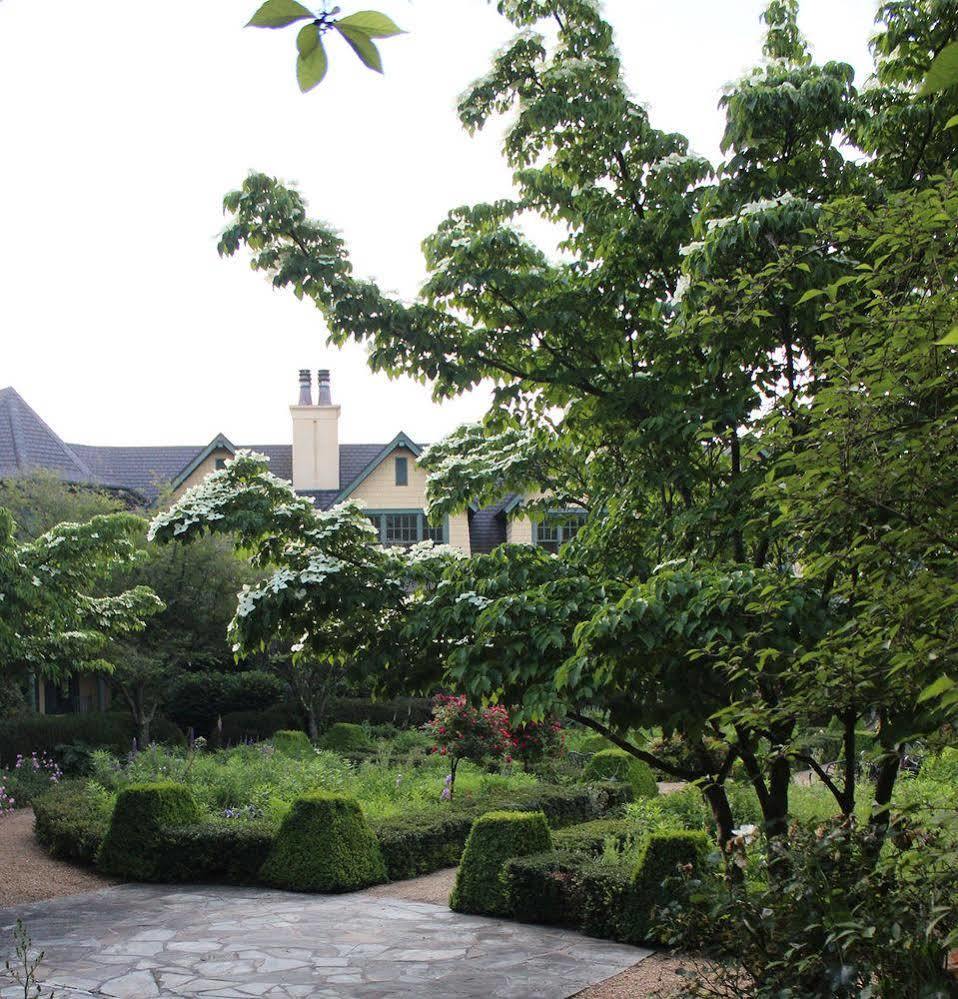 Hotel Om Sanctuary Holistic Retreat Asheville Exterior foto